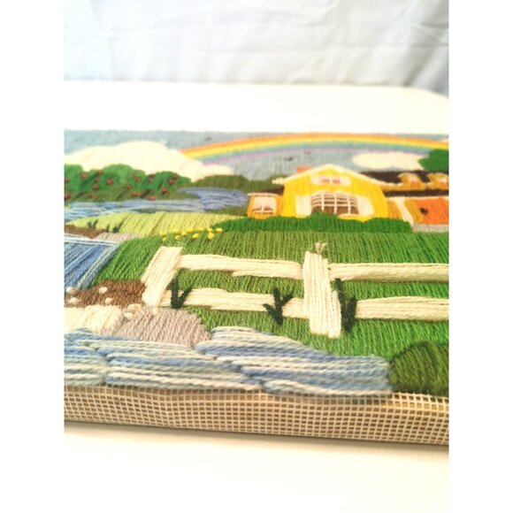 Embroidered Homestead Scenes Pair Crewel Wool Needlepoint Vintage - Picture 7 of 16